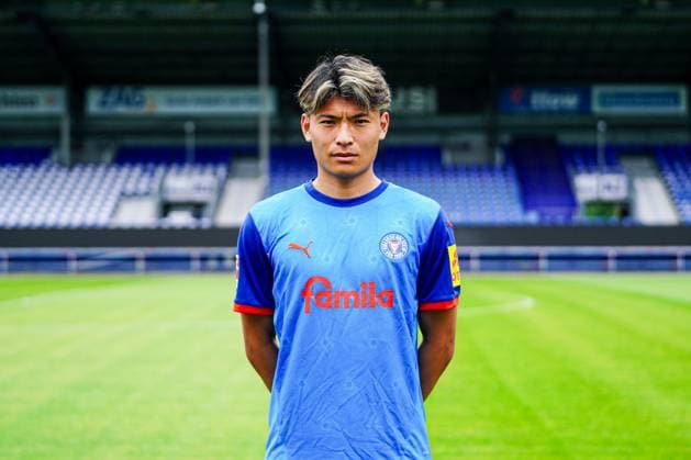 Shuto Machino Holstein Kiel 13 GER, Holstein Kiel, Bundesliga, Portraettermin 2024 2025 GER, Holstein Kiel, Bundesliga, Portraettermin 2024 2025 Kiel Copyright: xEibner-Pressefoto MarcelxvonxFehrnx EP_MFN