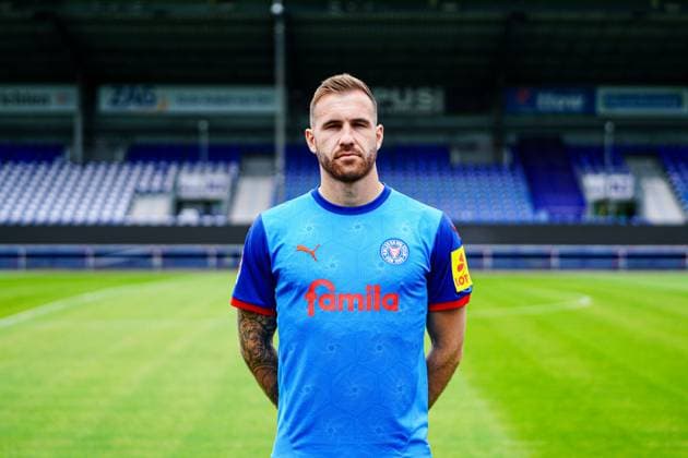 Marco Komenda Holstein Kiel 3 GER, Holstein Kiel, Bundesliga, Portraettermin 2024 2025 GER, Holstein Kiel, Bundesliga, Portraettermin 2024 2025 Kiel Copyright: xEibner-Pressefoto MarcelxvonxFehrnx EP_MFN