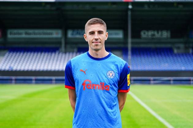 Marko Ivezic Holstein Kiel 6 GER, Holstein Kiel, Bundesliga, Portraettermin 2024 2025 GER, Holstein Kiel, Bundesliga, Portraettermin 2024 2025 Kiel Copyright: xEibner-Pressefoto MarcelxvonxFehrnx EP_MFN