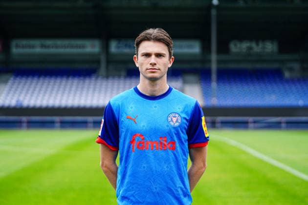 Magnus Knudsen Holstein Kiel 24 GER, Holstein Kiel, Bundesliga, Portraettermin 2024 2025 GER, Holstein Kiel, Bundesliga, Portraettermin 2024 2025 Kiel Copyright: xEibner-Pressefoto MarcelxvonxFehrnx EP_MFN