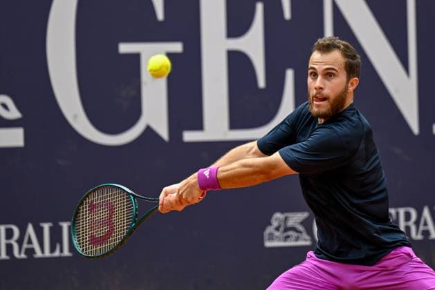 Sport Bilder des Tages TENNIS - ATP, Tennis Herren Generali Open 2024 KITZBUEHEL,AUSTRIA,23.JUL.24 - TENNIS - ATP World Tour, Generali Open. Image shows Hugo Gaston (FRA).  GEPAxpictures xDanielxSchoenherr