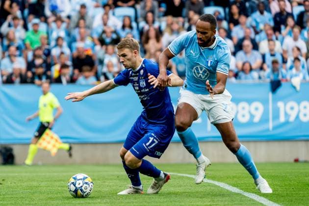 240723 Joannes Danielsen of Klaksvik and Isaac Kiese Thelin of Malmö FF during the UEFA Champions League football match between Malmö FF and Klaksvik on July 23, 2024 in Malmö Photo Christian Örnberg BILDBYRAN COP 166 CO0443 fotboll, football, soccer, fotball,champions league,malmö ff,kl  Copyright: CHRISTIANxÖRNBERG BB240723CO015