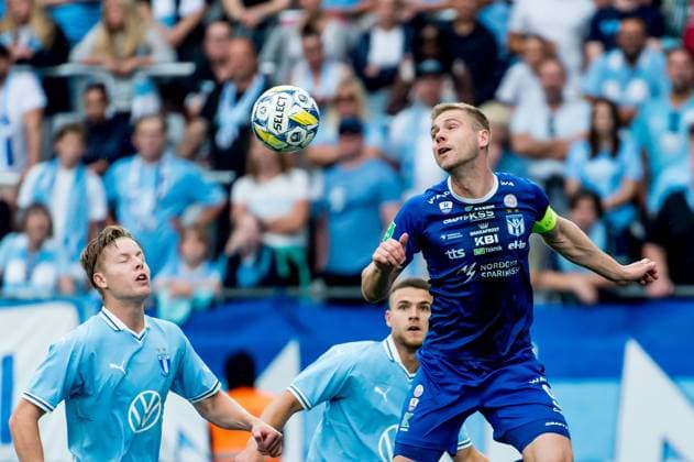 240723 Pall Klettskard of Klaksvik and Nils Zetterström of Malmö FF during the UEFA Champions League football match between Malmö FF and Klaksvik on July 23, 2024 in Malmö Photo Christian Örnberg BILDBYRAN COP 166 CO0443 fotboll football soccer fotball champions league malmö ff klaksvik bbeng q2 bbauto  Copyright: CHRISTIANxÖRNBERG BB240723CO018