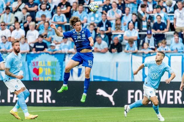 240723 Kristoffer Odemarksbakken of Klaksvik and Gabriel Busanello of Malmö FF during the UEFA Champions League football match between Malmö FF and Klaksvik on July 23, 2024 in Malmö Photo Christian Örnberg BILDBYRAN COP 166 CO0443 fotboll, football, soccer, fotball,champions league,malmö ff,kl  Copyright: CHRISTIANxÖRNBERG BB240723CO021