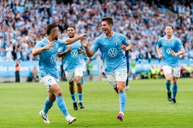 240723 Lasse Berg Johnsen and Gabriel Busanello of Malmö FF celebrate the 3 0 goal during the UEFA Champions League football match between Malmö FF and Klaksvik on July 23, 2024 in Malmö Photo Christian Örnberg BILDBYRAN COP 166 CO0443 fotboll football soccer fotball champions league malmö ff klaksvik bbeng q2 bbauto jubel  Copyright: CHRISTIANxÖRNBERG BB240723CO053