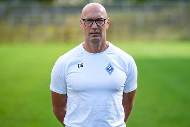 Dirk Stelly athletics coach SV Waldhof Mannheim 3 Liga, portrait date 2024 2025 xozx