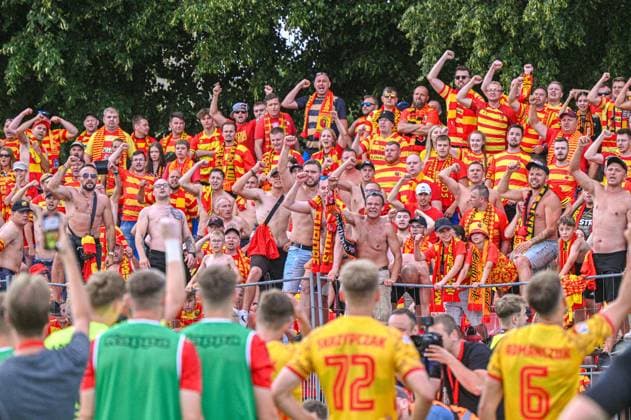 2024.07.23 Poniewiez Pilka nozna, UEFA Liga Mistrzow, sezon 2024 2025 FK Panevezys - Jagiellonia Bialystok N z Kibice i pilkarze Jagiellonii, radosc po meczu Foto Paulius Zidonis PressFocus 2024.07.23 Poniewiez Football, UEFA Champions League, 2024 25 season FK Panevezys - Jagiellonia Bialystok Kibice i pilkarze Jagiellonii, radosc po meczu Credit: Paulius Zidonis PressFocus NEWSPIX.PL --- Newspix.pl  20240723PF_ZZI_52386