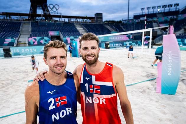 240723 Christian Sandlie Sorum and Anders Berntsen Mol of Norway pose for a portrait after a Beach Volleyball training during day 3 of the Paris 2024 Olympic Games on July 23, 2024 in Paris Photo Petter Arvidson BILDBYRAN kod PA PA0839 bbeng olympic games olympics os ol olympiska spelen olympiske leker paris 2024 paris os paris ol beachvolleyboll beach volleyball sandvolleyball norge norway porträtt  Copyright: PETTERxARVIDSON BB240723PA173