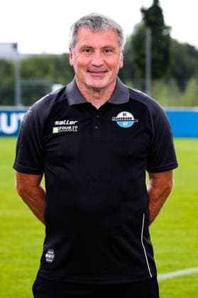 Team doctor Dr Matthias Porsch, SC Paderborn 2 Football Bundesliga portrait appointment 2 BL 2024 2025 official photo appointment SC Paderborn in the training and youth performance center portrait, portrait, single image, Germany, football, men, GER, 23 07 2024 Christian Schroedter
