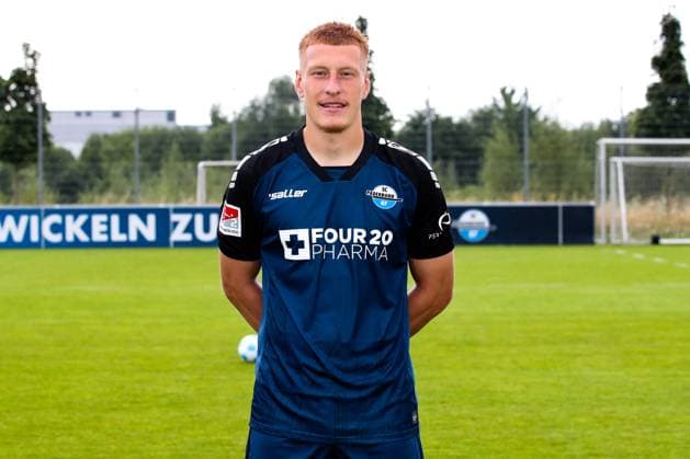 Laurin Curda, SC Paderborn 2 Football Bundesliga portrait appointment 2 BL 2024 2025 official photo appointment SC Paderborn in the training and youth performance center portrait, portrait, single image, Germany, football, men, GER, 23 07 2024 Christian Schroedter