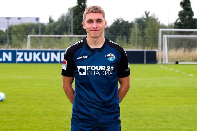 Luca Herrmann, SC Paderborn 2 Football Bundesliga portrait appointment 2 BL 2024 2025 official photo appointment SC Paderborn in the training and youth performance center portrait, portrait, single image, Germany, football, men, GER, 23 07 2024 Christian Schroedter