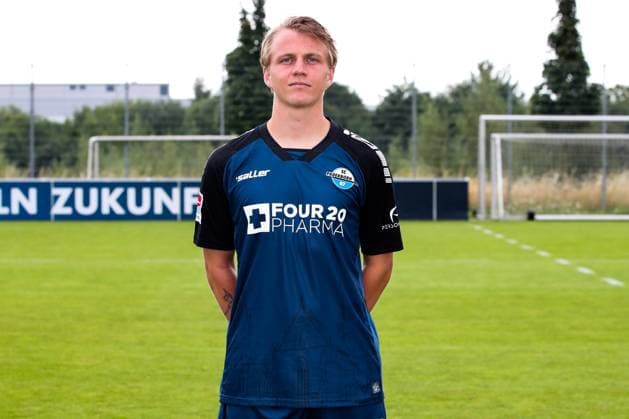 Felix Götze, SC Paderborn 2 Football Bundesliga portrait appointment 2 BL 2024 2025 official photo appointment SC Paderborn in the training and youth performance center portrait, portrait, single image, Germany, football, men, GER, 23 07 2024 Christian Schroedter