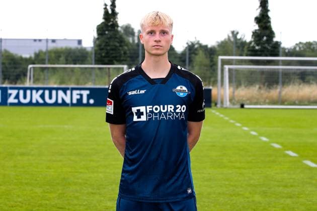 Anton Bäuerle, SC Paderborn 2 Football Bundesliga portrait appointment 2 BL 2024 2025 official photo appointment SC Paderborn in the training and youth performance center portrait, portrait, single image, Germany, football, men, GER, 23 07 2024 Christian Schroedter