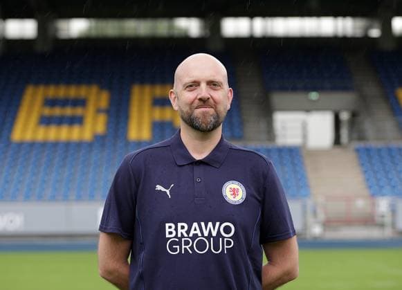 Chiropractor Dr Alexander Ruhe Eintracht Braunschweig Eintracht Braunschweig 2 BL, Portraettermin 2024 2025