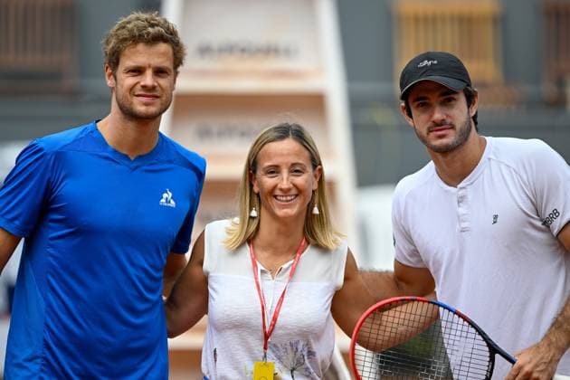 TENNIS - ATP, Tennis Herren Generali Open 2024 KITZBUEHEL,AUSTRIA,24.JUL.24 - TENNIS - ATP World Tour, Generali Open. Image shows Yannick Hanfmann (GER), Michaela Kirchgasser and Gustavo Heide (BRA).  GEPAxpictures xDanielxSchoenherr