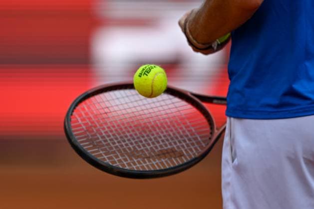 TENNIS - ATP, Tennis Herren Generali Open 2024 KITZBUEHEL,AUSTRIA,24.JUL.24 - TENNIS - ATP World Tour, Generali Open. Image shows a feature with a racket and a ball.  GEPAxpictures xDanielxSchoenherr