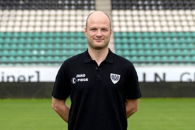 Team doctor Dr. Kristian Schneider SC Preußen Münster 2 Bundesliga, portrait appointment 2024 2025 Copyright: xKirchner-Media THx