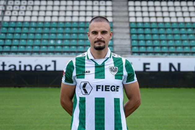 Sebastian Mrowca SC Preußen Münster 2 Bundesliga, portrait date 2024 2025 Copyright: xKirchner-Media THx
