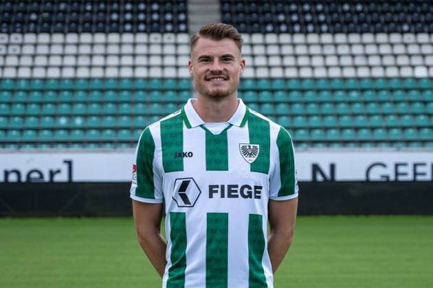 Niko Koulis SC Preußen Münster 2 Bundesliga, portrait date 2024 2025 Copyright: xKirchner-Media THx