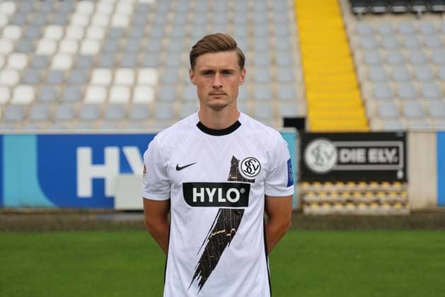 Carlo Sickinger SV 07 Elversberg 2 Bundesliga, portrait date 2024 2025 Elversberg Ursapharm Arena an der Kaiserlinde Saarland Germany EN Copyright: xSebastianxBachx