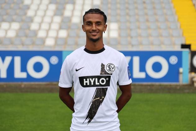 Filimon Gerezgiher SV 07 Elversberg 2 Bundesliga, portrait date 2024 2025 Elversberg Ursapharm Arena an der Kaiserlinde Saarland Germany DE Copyright: xSebastianxBachx