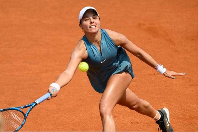 Bulgarian tennis player Viktoriya Tomova (pictured) in action against Magda Linette from Poland during the WTA, Tennis Damen women s tennis tournament Livesport Prague Open 2024, in Prague, Czech Republic, on July 24, 2024. (CTKxPhoto MichalxKamaryt) CTKPhotoP2024072405244  CTKPhotoP2024072405244