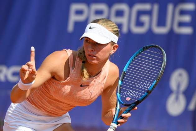 Sport Bilder des Tages Czech Laura Samson (pictured) in action against Russian player Oksana Selekhmeteva during the WTA, Tennis Damen women s tennis tournament Livesport Prague Open 2024, in Prague, Czech Republic, on July 24, 2024. (CTKxPhoto MichalxKamaryt) CTKPhotoP2024072406715  CTKPhotoP2024072406715