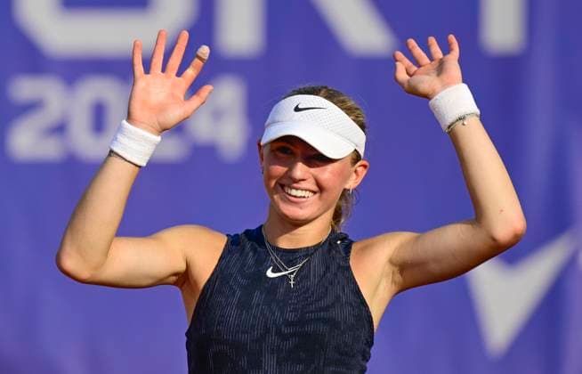 Laura Samson of Czech Republic celebrates after defeating Oksana Selekhmeteva of Russia in match of the WTA, Tennis Damen women s tennis tournament Livesport Prague Open 2024 in Prague, Czech Republic, July 24, 2024. (CTKxPhoto RomanxVondrous) CTKPhotoP2024072407305  CTKPhotoP2024072407305