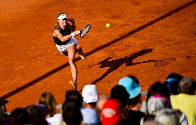 Laura Samson of Czech Republic in action against Oksana Selekhmeteva of Russia during the WTA, Tennis Damen women s tennis tournament Livesport Prague Open 2024 in Prague, Czech Republic, July 24, 2024. (CTKxPhoto RomanxVondrous) CTKPhotoP2024072407424  CTKPhotoP2024072407424
