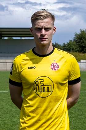 Jakob Golz Rot Weiss Essen 3 Liga, portrait date 2024 2025