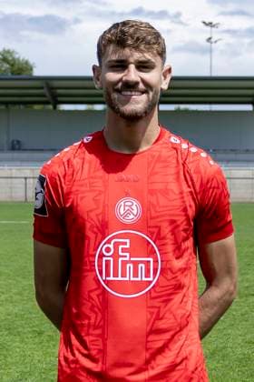 Leonardo Vonic Rot Weiss Essen 3 Liga, portrait date 2024 2025