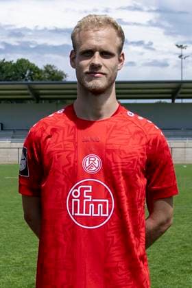 Lukas Brumme Rot Weiss Essen 3 Liga, portrait date 2024 2025