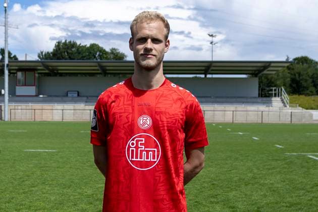 Lukas Brumme Rot Weiss Essen 3 Liga, portrait date 2024 2025
