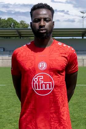 Mustafa Kourouma Rot Weiss Essen 3 Liga, portrait date 2024 2025