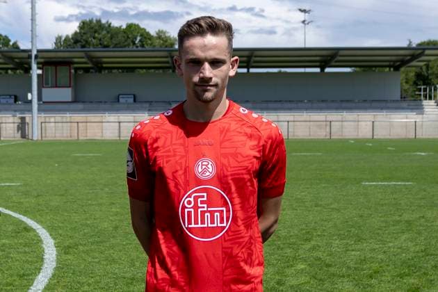 Nils Kaiser Rot Weiss Essen 3 Liga, portrait date 2024 2025
