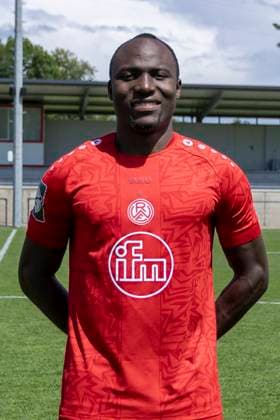 Moussa Doumbouya Rot Weiss Essen 3 Liga, portrait date 2024 2025