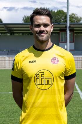 Ole Springer Rot Weiss Essen 3 Liga, portrait date 2024 2025