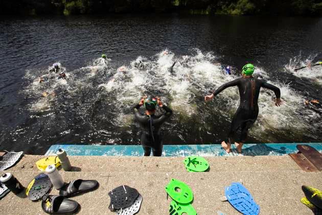 Mexican Triathlon Team s Swimming Training In Galicia For The Olympics Members of the Mexican triathlon team are swimming during their training for the Paris Olympic Games, Olympische Spiele, Olympia, OS in Lugo, Galicia, Spain, on July 24, 2024. Lugo, Galicia Spain  Copyright: xCristianxLeyvax originalFilename:leyva-notitle240724_npWvH.jpg
