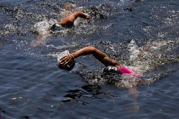 Mexican Triathlon Team s Swimming Training In Galicia For The Olympics Members of the Mexican triathlon team are swimming during their training for the Paris Olympic Games, Olympische Spiele, Olympia, OS in Lugo, Galicia, Spain, on July 24, 2024. Lugo, Galicia Spain  Copyright: xCristianxLeyvax originalFilename:leyva-notitle240724_npLis.jpg