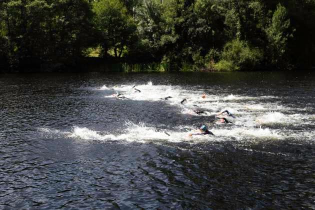 Mexican Triathlon Team s Swimming Training In Galicia For The Olympics Members of the Mexican triathlon team are swimming during their training for the Paris Olympic Games, Olympische Spiele, Olympia, OS in Lugo, Galicia, Spain, on July 24, 2024. Lugo, Galicia Spain  Copyright: xCristianxLeyvax originalFilename:leyva-notitle240724_nph49.jpg