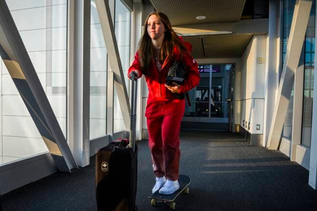July 24, 2024, Toronto, On, Canada: 14-year old Canadian Olympic athlete in skateboarding, Fay De Fazio Ebert, skates down to board the plane headed to the 2024 Paris Olympics, in Toronto on Wednesday, July 24, 2024. Canada News - July 24, 2024 - ZUMAc35_ 20240724_zaf_c35_091 Copyright: xChristopherxKatsarovx