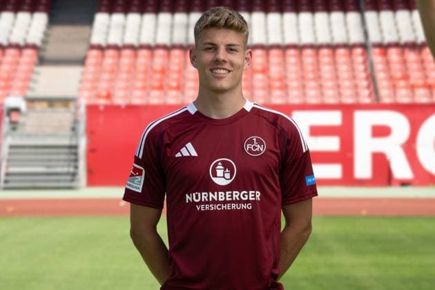 08 07 2024 1 FC Nuremberg FCN Club 2 Football Bundesliga BL Season 2024 2025 Photo appointment Portrait appointment Presentation Presentation Press appointment Single photo Single photo Portrait Portrait Headshot Julian Kania 46, 1 FC Nuremberg FCN