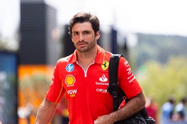 SAINZ Carlos (spa), Scuderia Ferrari SF-24, portrait during the Formula 1 Rolex Belgian Grand Prix 2024, 14th round of the 2024 Formula One World Championship, WM, Weltmeisterschaft from July 26 to 28, 2024 on the Circuit de Spa-Francorchamps, in Stavelot, Belgium - F1 - BELGIAN GRAND PRIX 2024 DPPI Panoramic  240725_R14_BELGIO_DP_JFR64170.CR3_