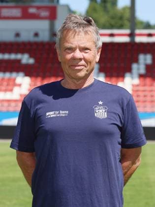 FSV Zwickau Teampräsentation Regionalliga NO Hygiene Officer Dr med Hans Jürgen Lambrecht FSV Zwickau Regionalliga NordOst, Porträttermin 2024 2025 , Zwickau, 15 07 2024, GGZ Arena, Football , Picture Point