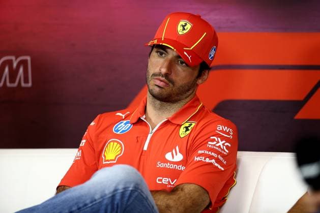 25 07 2024, xsvx, Motorsport FIA Formula 1, Belgian Grand Prix 2024 emspor, v l Press conference Carlos Sainz Ferrari starting number 55 FIA REGULATIONS PROHIBIT ANY USE OF PHOTOGRAPHS as IMAGE SEQUENCES and or QUASI VIDEO Spa
