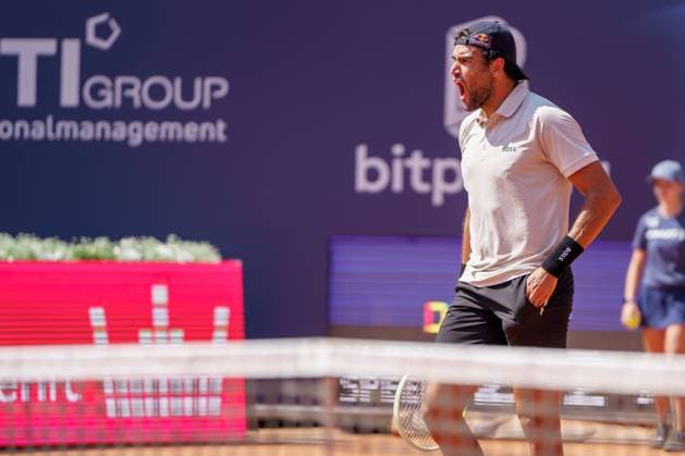 Generali Open ATP 250 2024 Kitzbühel, 25 07 2024 Matteo Berrettini ITA, Italy celebrates after winning his match point in the quarterfinals Generali Open 2024, ATP 250, Sportpark Kitzbühel on 25 07 2024, Kitzbühel Copyright: xBEAUTIFULxSPORTSx Pajonkx