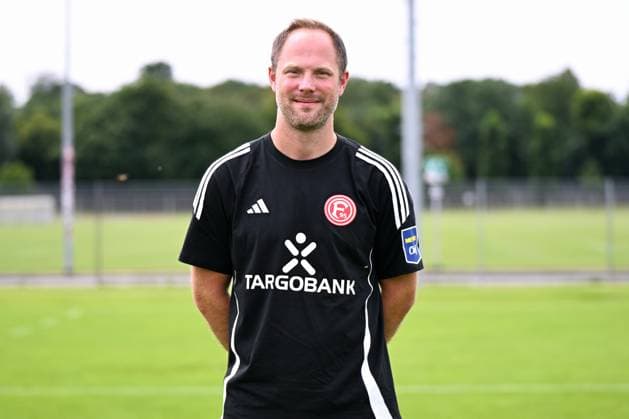 Physiotherapist Frank Hörstmann Fortuna Düsseldorf 2 BL, portrait appointment 2024 2025