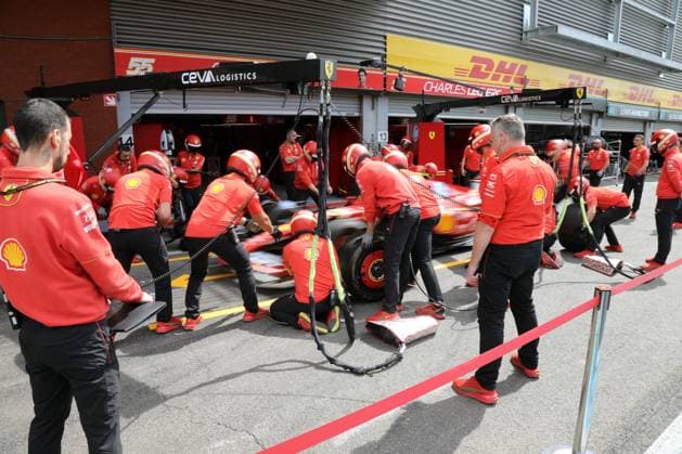 Stavelot, Belgium July 26 28, 2024 FIA Formula 1 World Championship Grand Prix Belgium Circuit de Spa Francorchamps 2024 In the picture Ferrari pit stop practice Circuit de Spa Francorchamps Copyright: xFotostandx xHorstxBernhardtx