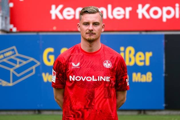 Marlon Ritter 1 FC Kaiserslautern, 07 , GER, 1 FC Kaiserslautern, 2 Bundesliga, Portraettermin 2024 2025, 25 07 2024 GER, 1 FC Kaiserslautern, 2 Bundesliga, Portraettermin 2024 2025, 25 07 2024 Kaiserslautern Copyright: xEibner-Pressefoto FlorianxWieganx EP_FWD
