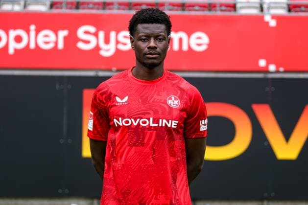 Ragnar Ache 1 FC Kaiserslautern, 09 , GER, 1 FC Kaiserslautern, 2 Bundesliga, Portraettermin 2024 2025, 25 07 2024 GER, 1 FC Kaiserslautern, 2 Bundesliga, Portraettermin 2024 2025, 25 07 2024 Kaiserslautern Copyright: xEibner-Pressefoto FlorianxWieganx EP_FWD